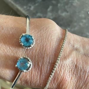Sterling bangle blue topaz